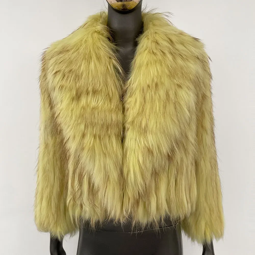 سترة من فراء الراكون الطبيعي الحقيقي معطف جديد منفوش فاخر من الفرو المحبوك معطف شتوي للنساء بياقة من الفرو الطبيعي ملابس خارجية قصيرة