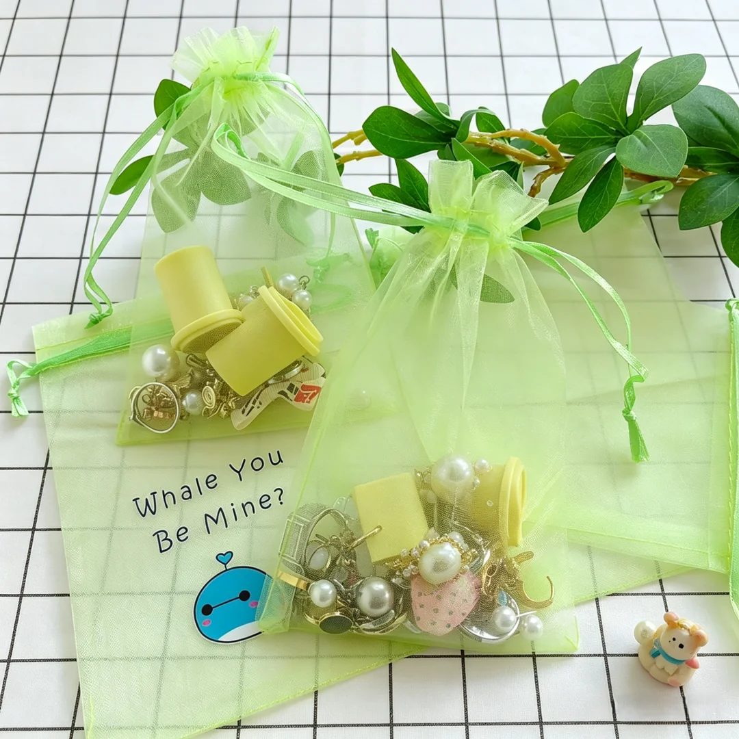 

100Pcs Organza Gift Bags Lot Custom Logo Jewelry Drawstring Packaging for Rings 7x9 9x12 10x15 Sizes Christmas Wedding Supplies