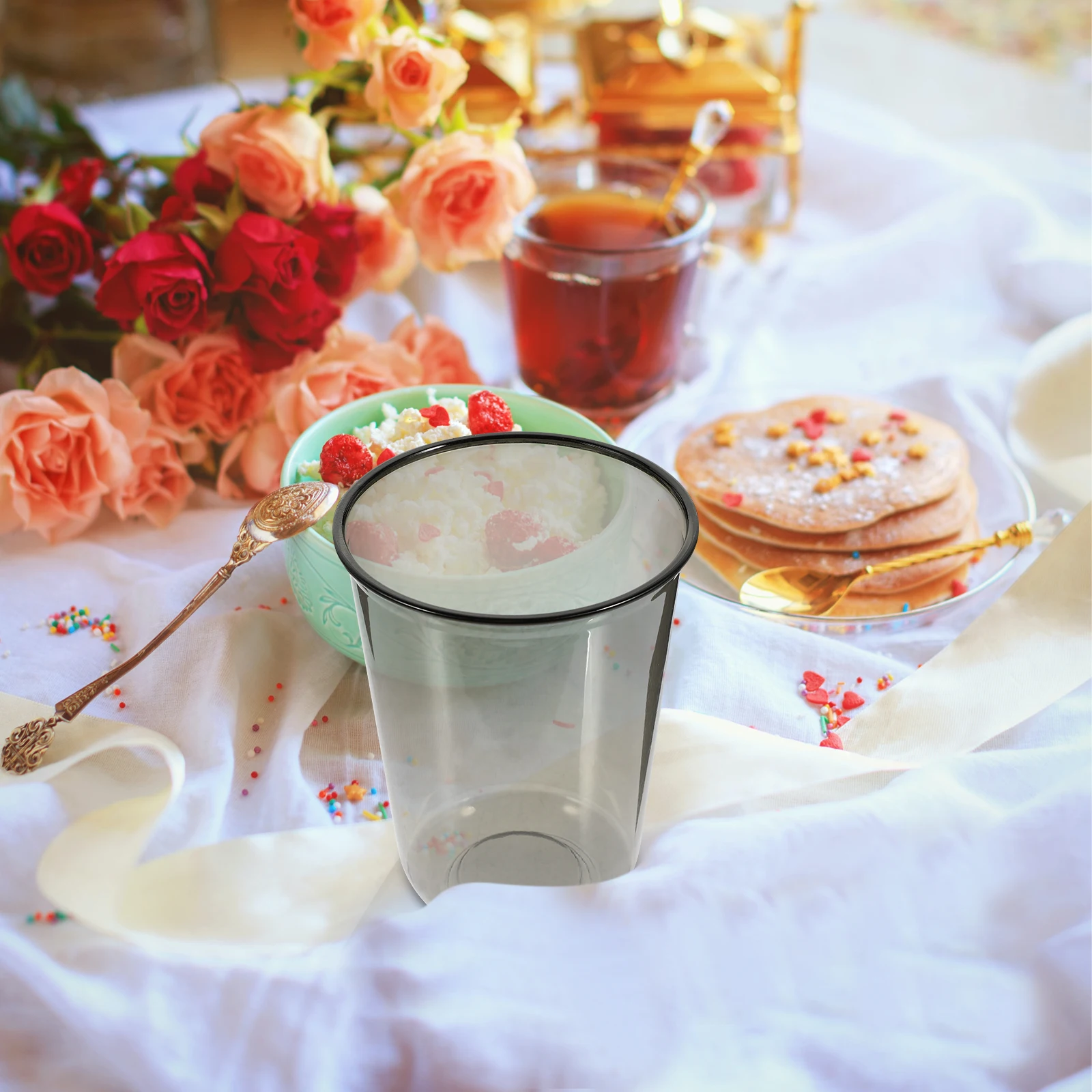 

50pcs Black Transparent Tea Coffee 500ml Clear Beverage Cups with Lids Disposable Fruit Cups Portable Design Juice Cup