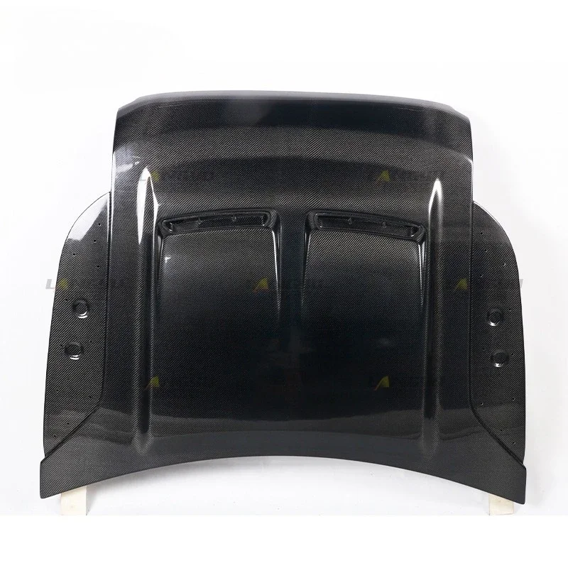 Suitable for Land Rover Defender Upgraded SVR Carbon Fiber Hood, Defender 90/110/130 Carbon Fiber Hood