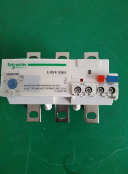 

ONE NEW- Thermal Overload Relay LR9F5369 LR9-F5369 90-150A