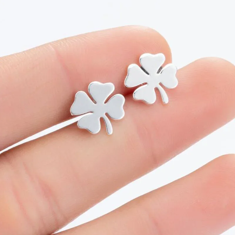 Classics Four Leaf Clover Stud Earrings Stainless Steel Clover Earrings Lucky Jewelry for Women Girls Wedding Party Gifts