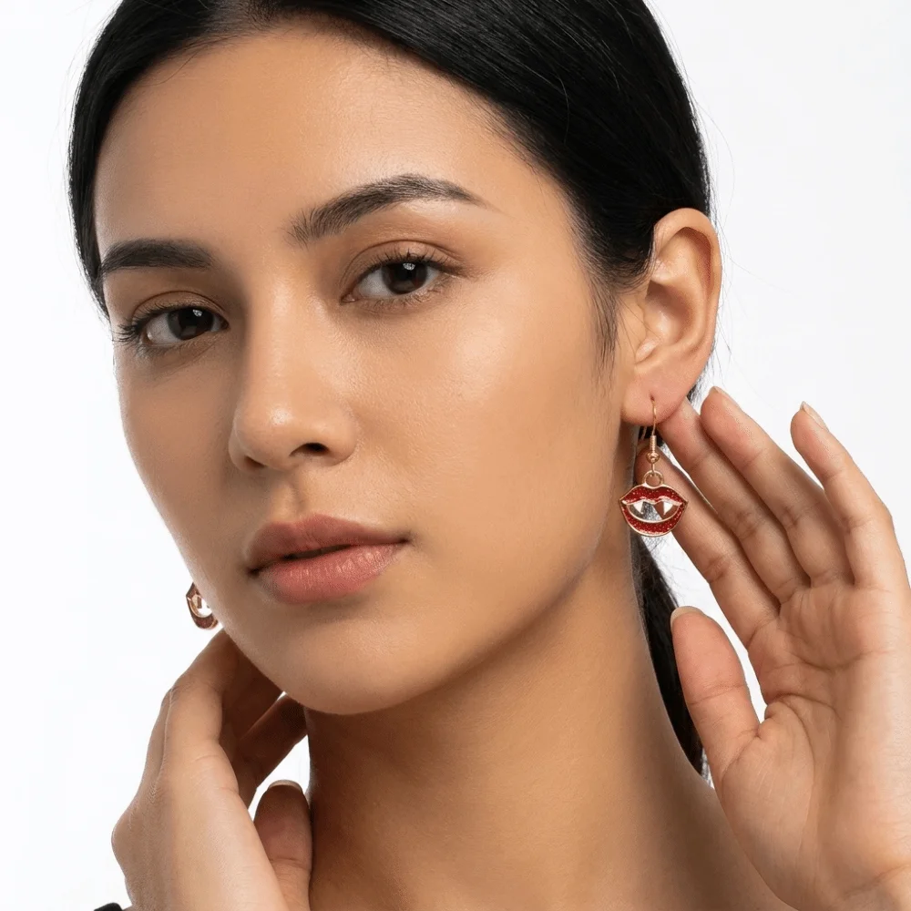 Dark Color Hoop Drop Earrings Beast Head Design Shiny Rhinestone Dangle Earrings Lightweight Wearable Bone Outline