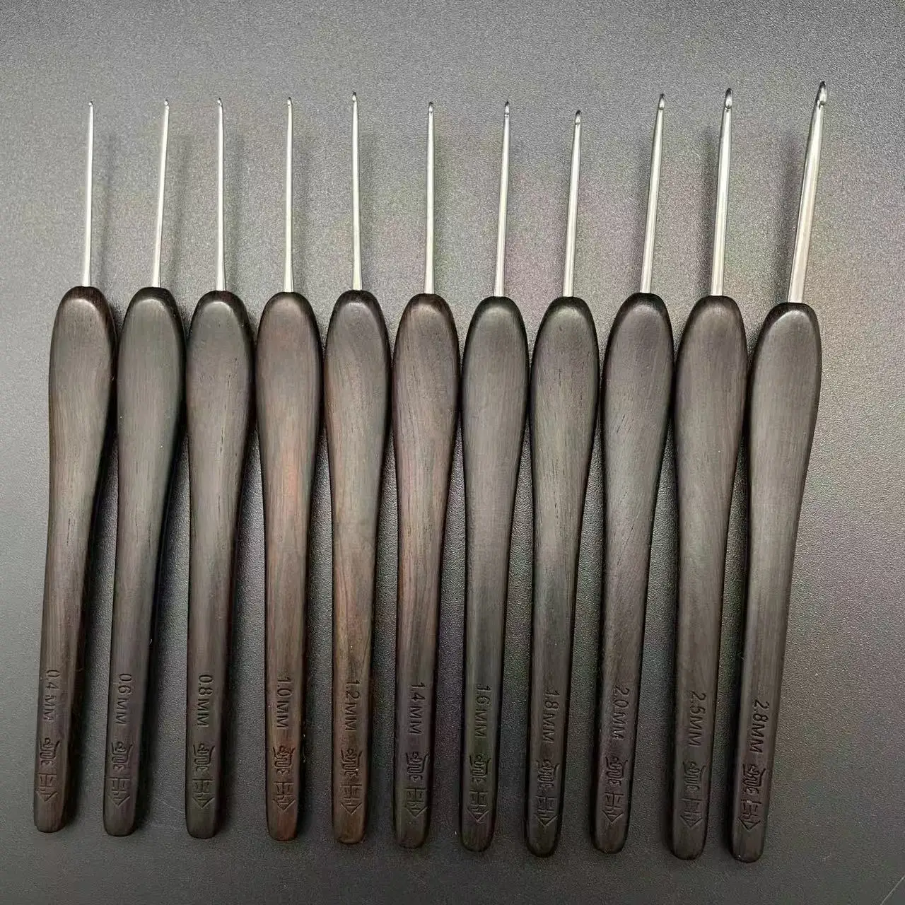 

Jinlan вязание крючком из черного дерева с деревянной ручкой, ткань для одежды, нержавеющая сталь, игла для тонкого бросания, инструмент для ручного вязания, старая игла