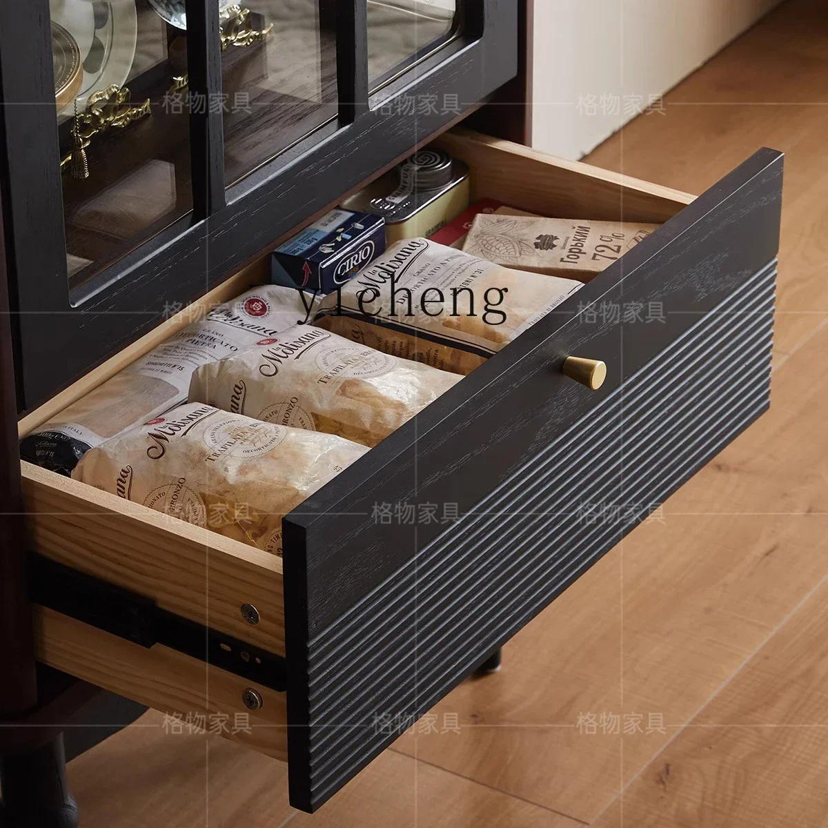 

X5-16 French retro solid wood side cabinet decorative cabinet high-grade medieval glass door high-end wine cabinet