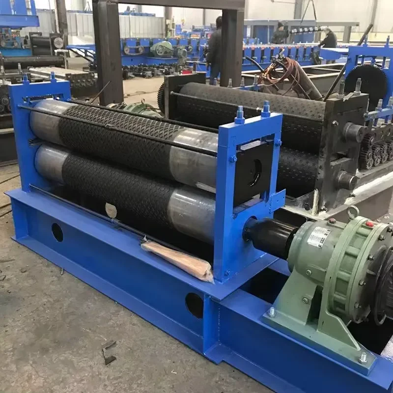 Plate Diamond Checker Plate Sheet Metal Embossing Machine Provided Construction Works Automatic Metal Stainless Sheets Steel