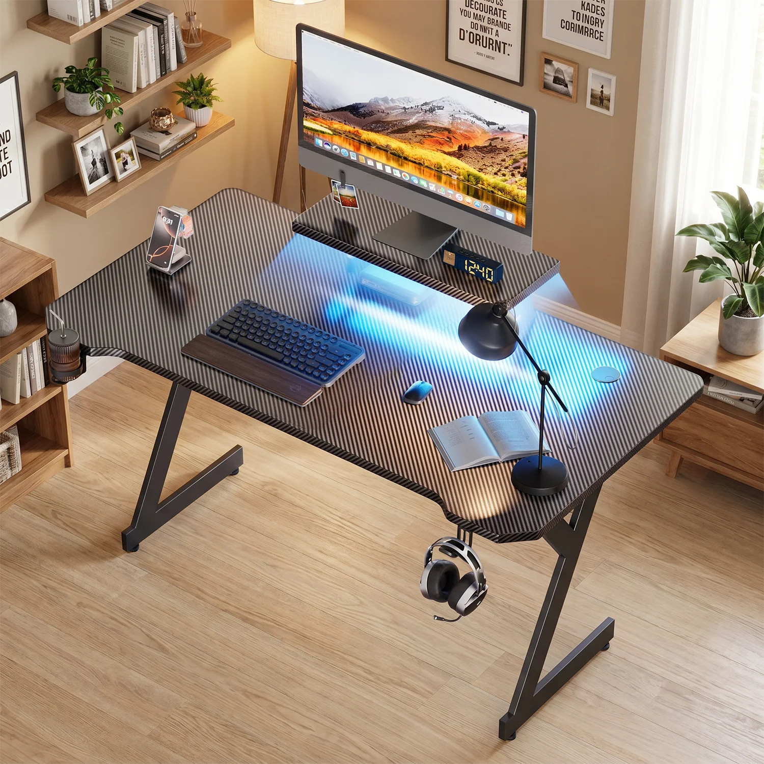 NEBMAAX Großer Gaming-Schreibtisch mit LED-Beleuchtung, Schwarz, Ergonomisches Design, Monitorständer, Getränkehalter, Kopfhörerhaken für Home-Office-Computer-Setup