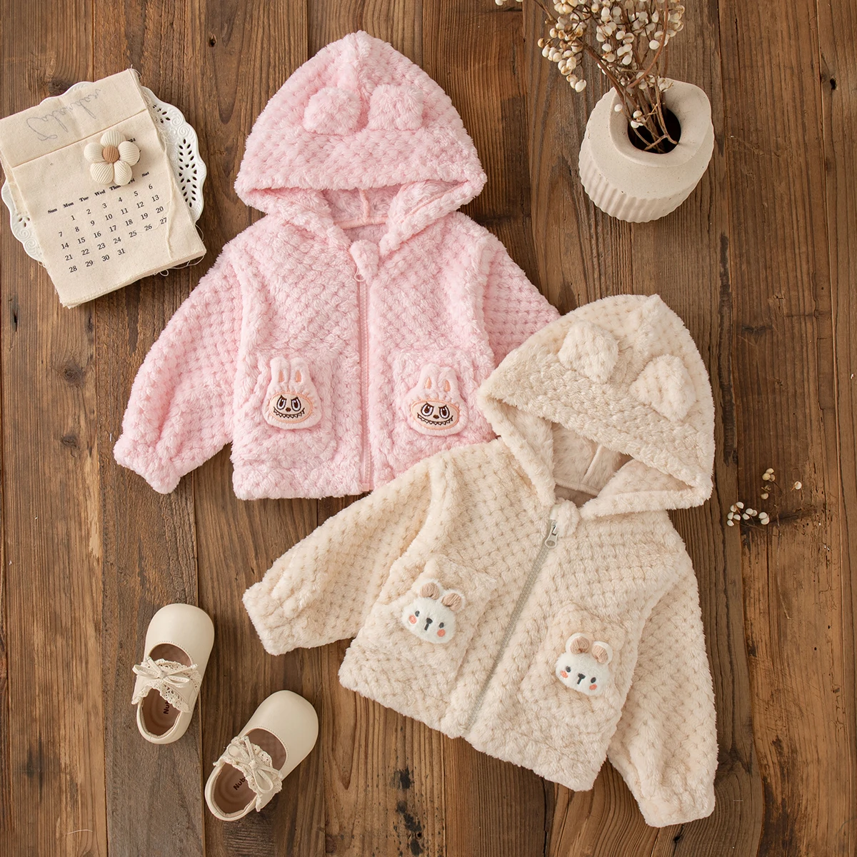 Autumn And Winter New Cute Little White Rabbit Pocket Baby Girl Coat, Warm Children'S Clothing For Babies Aged 0-3 Years Old