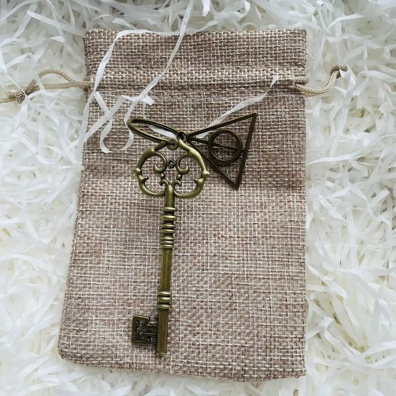 Magic Bank Key Deathly Hallow Pendant Combination Key Chain Sack 2pcs Set Halloween Props Christmas Carnival Birthday Gift