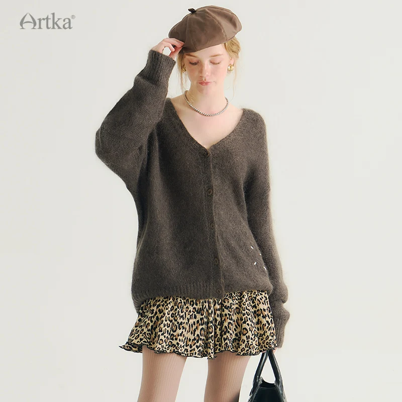 ARTKA 2024 Autumn New Women Cardigan Elegant Loose Wool Knitted Sweater Long Sleeve Cardigan Mohair Outerwear Female WB92245Q