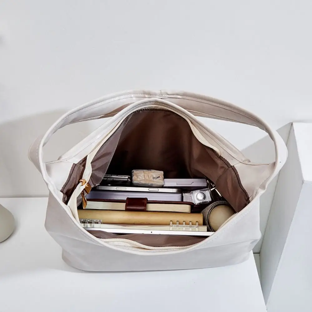 bolsa-crossbody-feminina-de-couro-pu-branca-preta-cafe-grande-capacidade-coreana-bolsa-de-ombro-a-prova-d'agua-bolsas-de-armazenamento-de-viagem