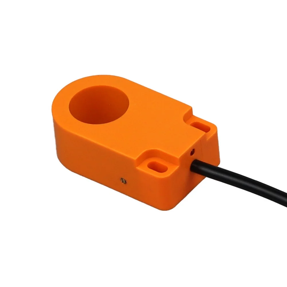 

Annular Proximity Switch Sensor for Metal Detection High Speed with LED Status Light and NPN PNP Output Support