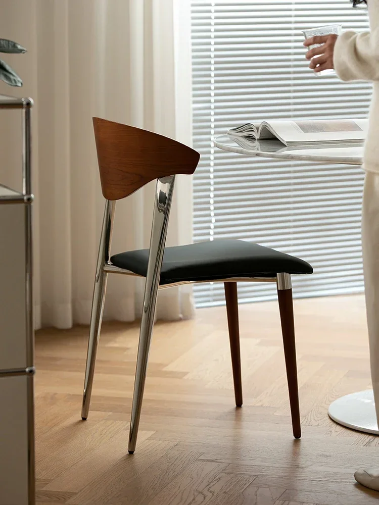 Nordic retro dining chair leather home dining table and chair designer simple solid wood backrest chair