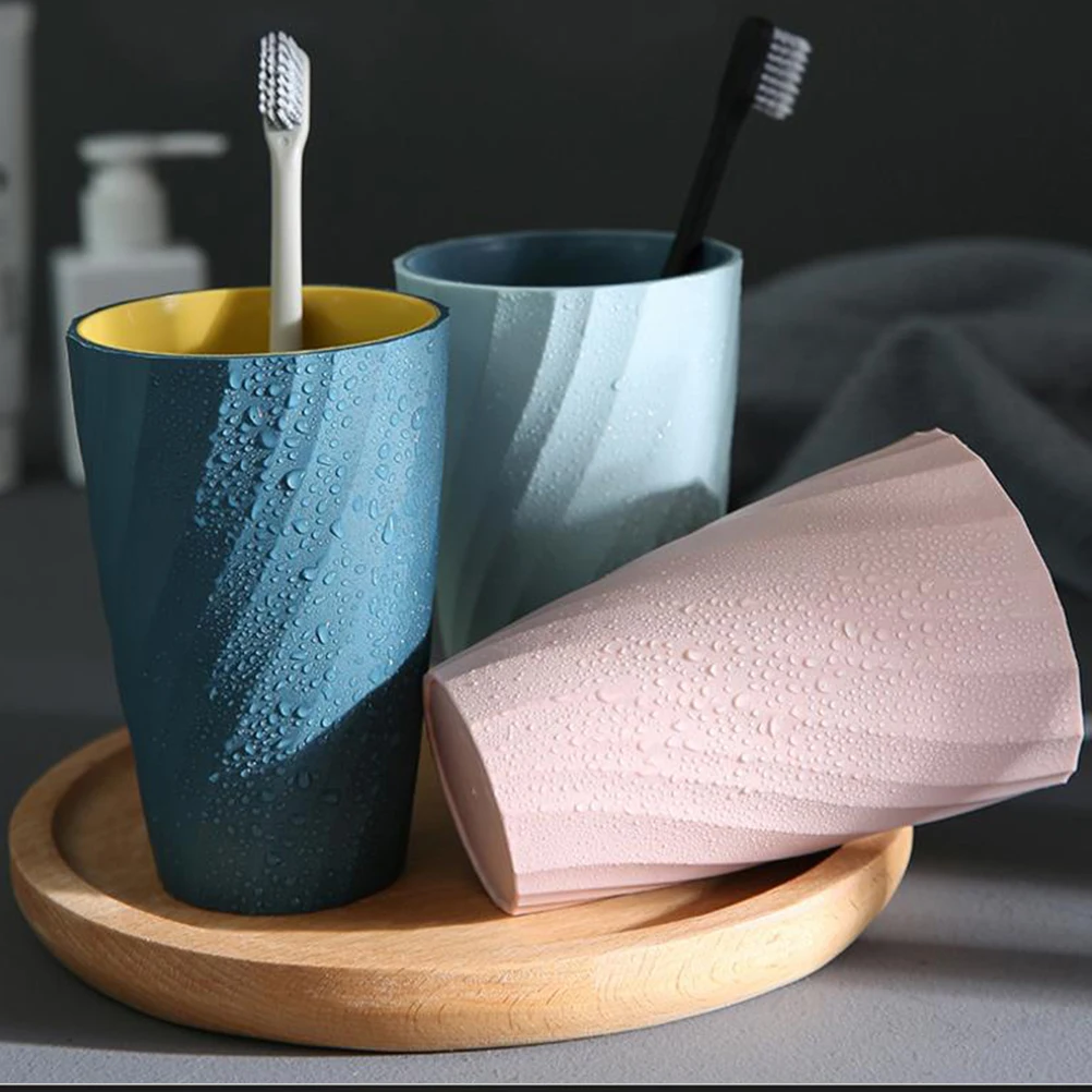 

2Pcs Toothbrush Plastic Toothbrush Cup Travel Gargle Mug Travel Gargle Cup Compact Size Home Utility Gift Family