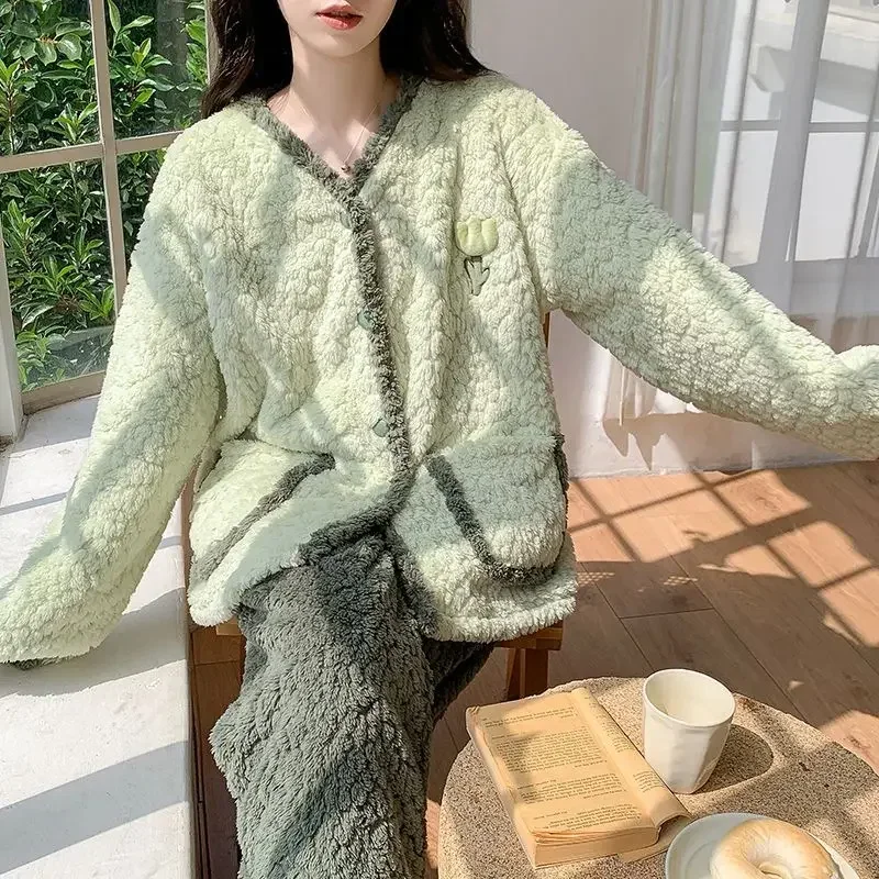 Pyjamas Women Sleepwear Thick Nightdress Suit Warm Coral Velvet Nightgown 2025 New Homedress Autumn Winter Flannel Homewear Set