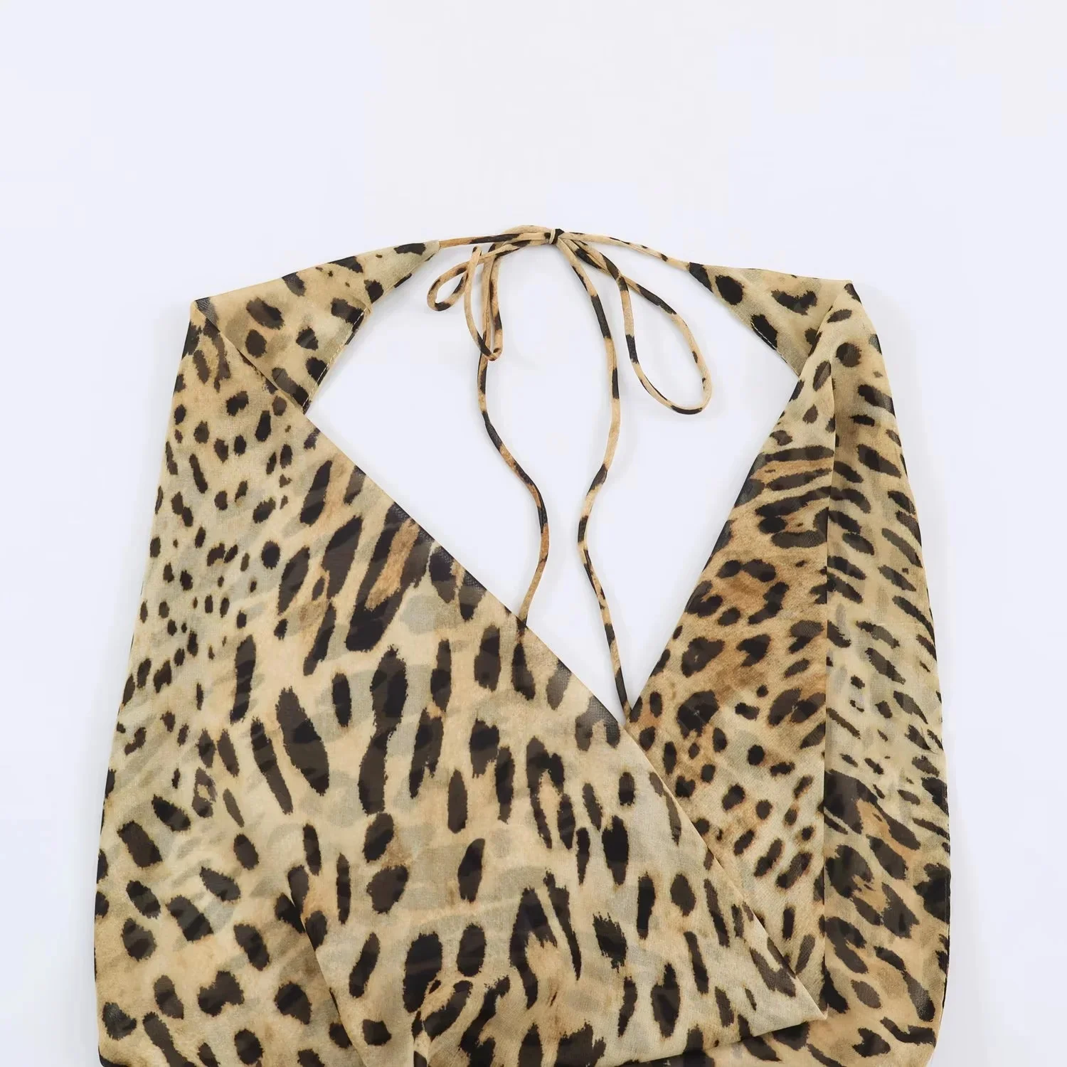 KONDALA Damen Sexy Leopardenkleid mit Schwingkragen für den Urlaub 2026 – Sommerliches, trendiges High-Street-Neckholder-Kleid für Strandpartys – Detail 9