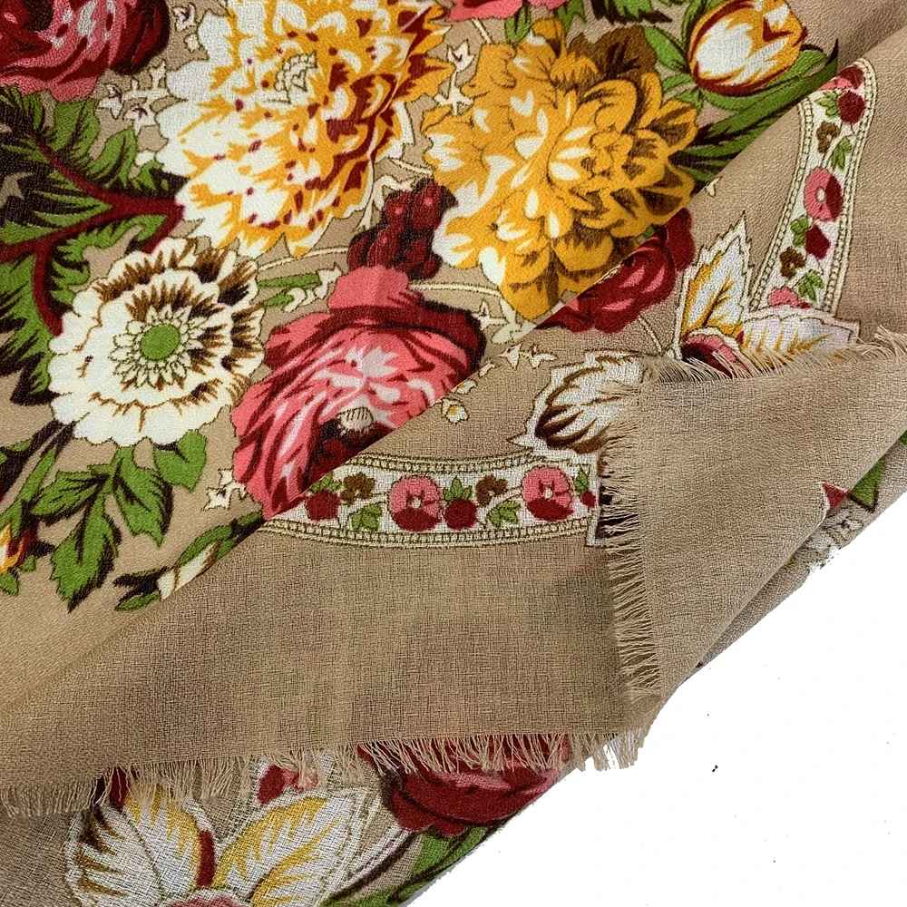 Foulard Carré Russe Mince et Respirant pour Femme, Châle Bandana de Luxe à Imprimé Floral, 21 ème, Étole de Plage, 130x130cm