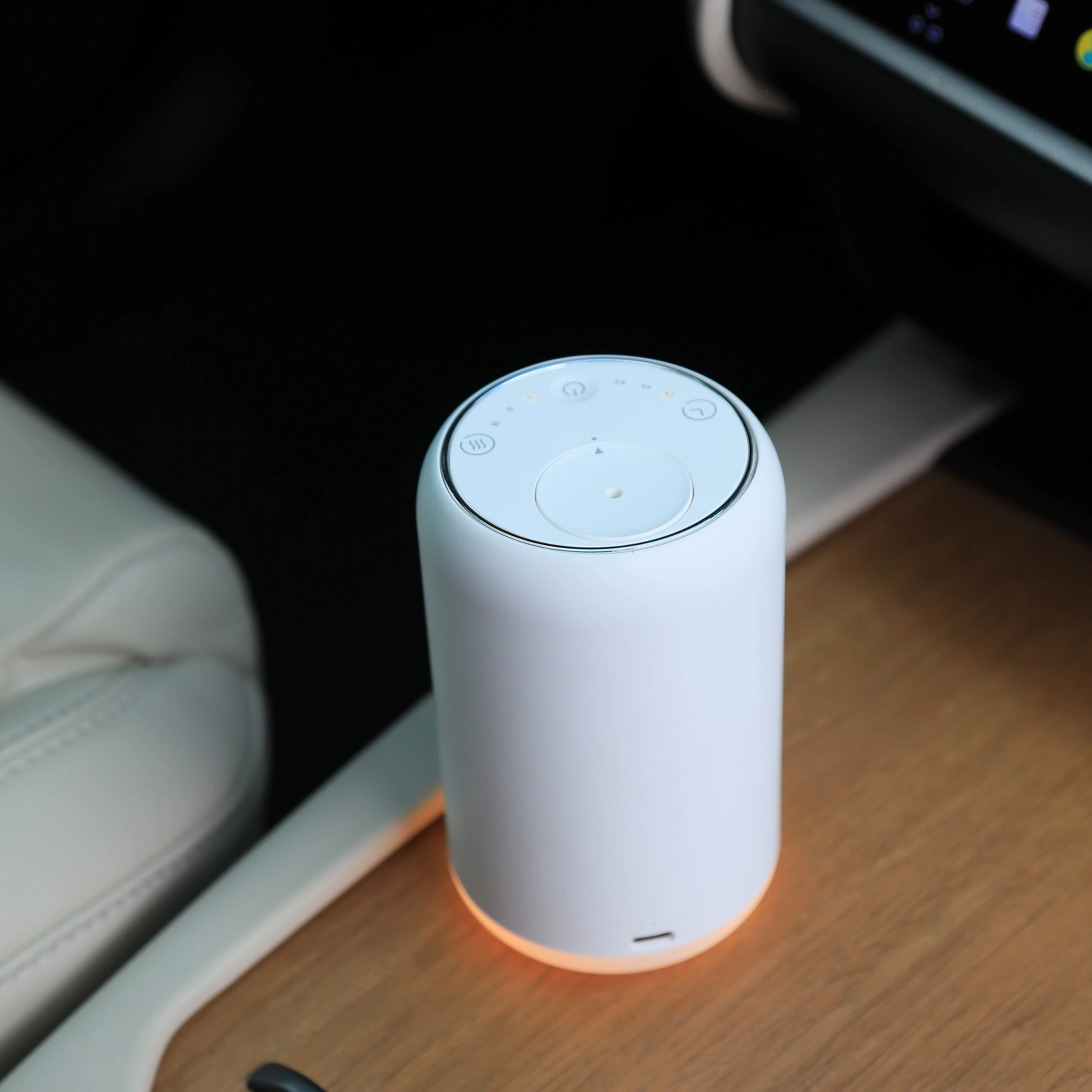 Wireless Pure Waterless Type-C ricaricabile Car Cool Aroma Smart purificatore d'aria diffusore di aromi per auto intelligente ad ultrasuoni