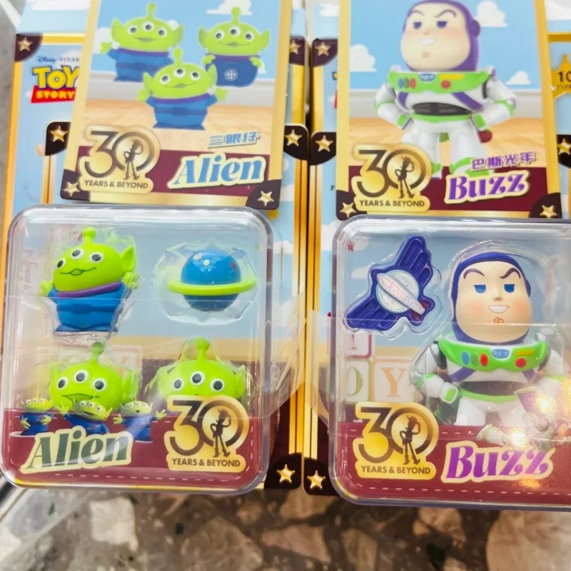 حقيقية قصة لعبة لا نهاية لها سلسلة 30th صندوق أعمى معلق بطاقة الطنانة صندوق غامض Lightyear وودي نموذج جيسي هدية لعبة #3