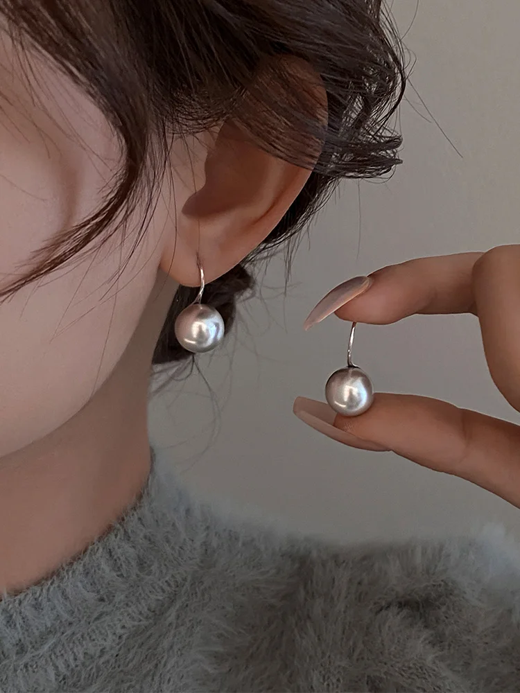 Trendy Simple Grey White Pearl Earrings for Women Exquisite S925 Silver Needle Studs Sweet Elegant Party Jewelry Wedding Gifts