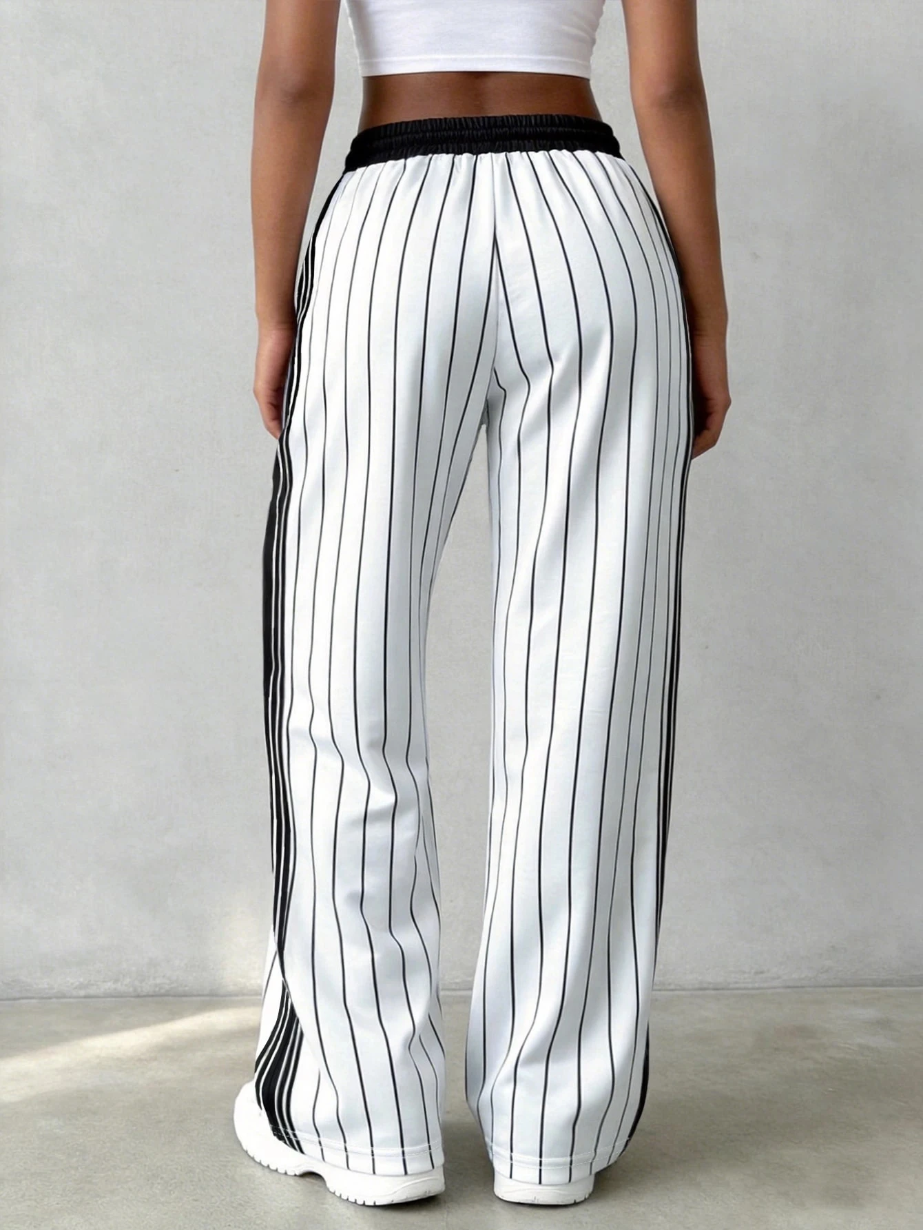 2026 Hotsale Unisex Black And White Striped British Print Track Pants,Retro Preppy Streetwear Hip Hop Style Casual Pants Gym