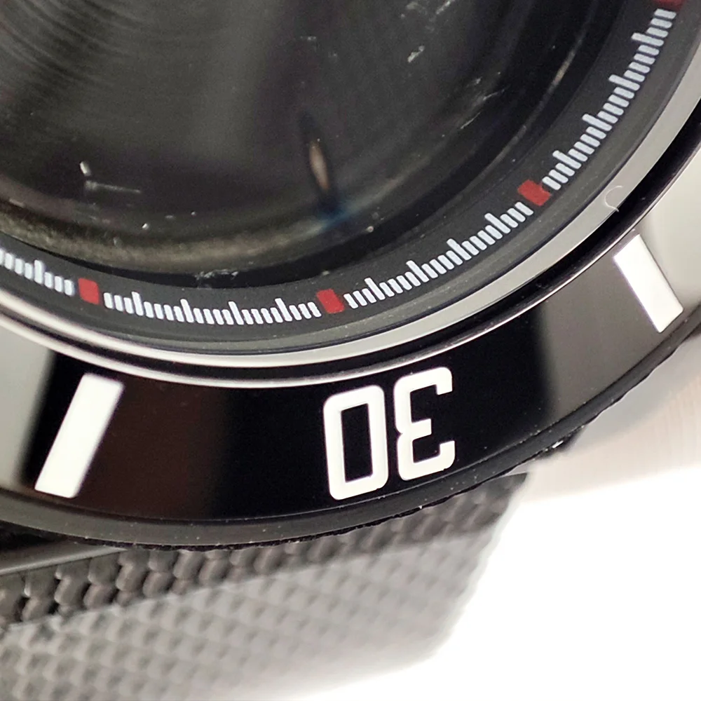 cassa dell'orologio Semplice cassa in acciaio inossidabile impermeabile nero Vetro zaffiro adatto al movimento NH36 NH35 Cassa NH35 Parti di orologi personalizzate