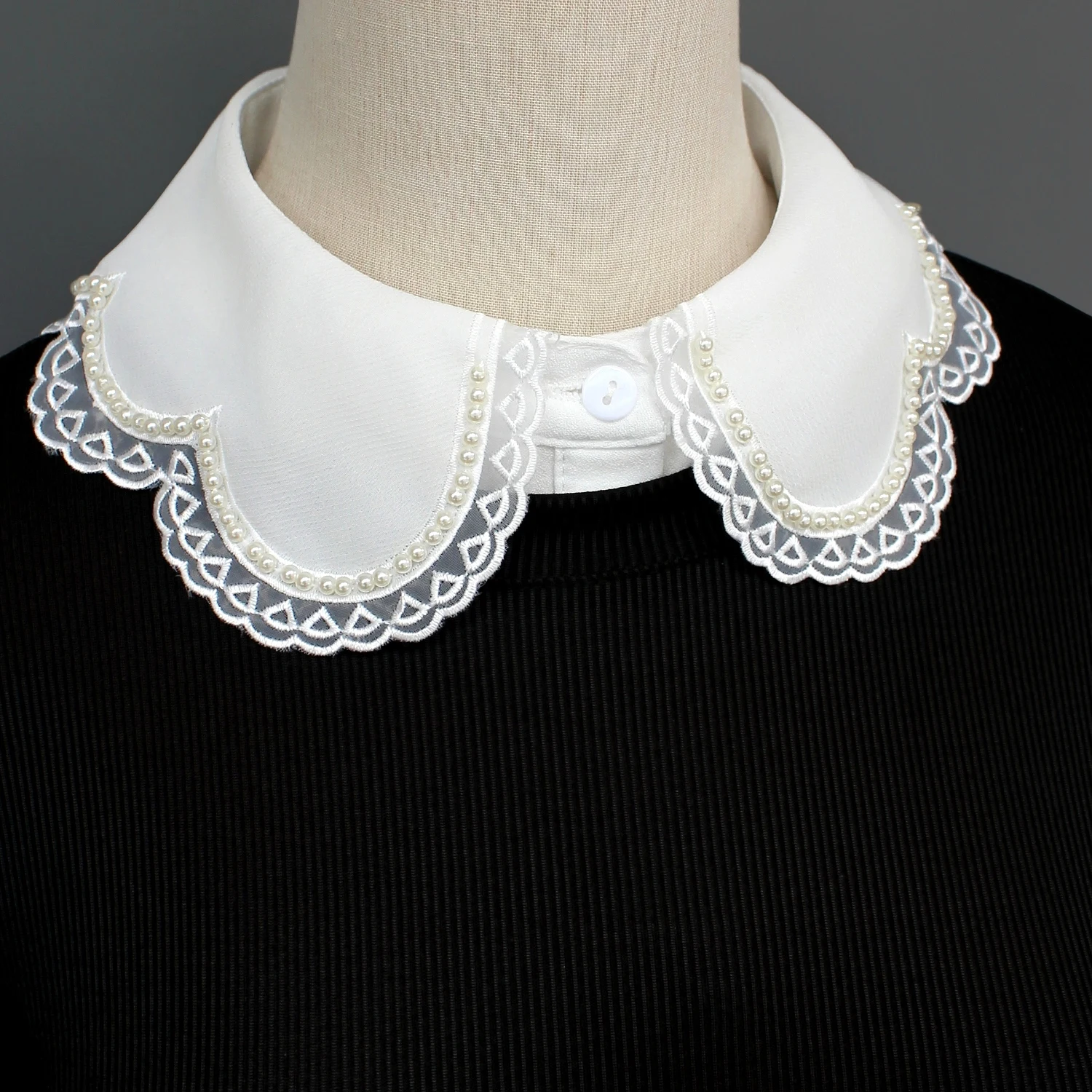1 piece of women's checkered ruffled fake collar with beaded doll collar, lace and flower decorations, suitable for matching wit