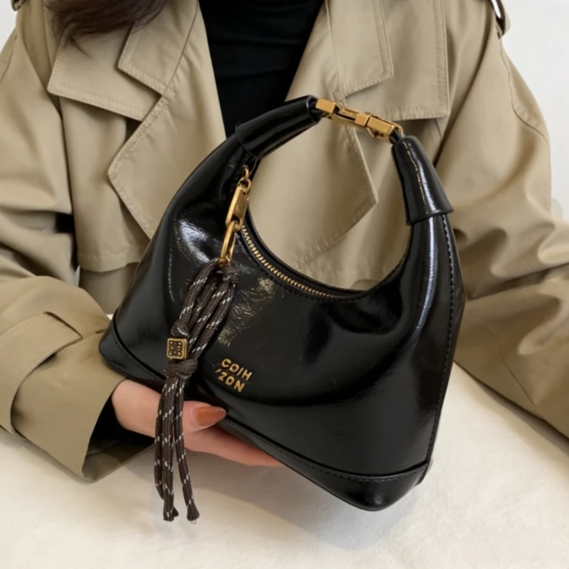 

New Women's Handbag, Hand-held Small Bag Women's Versatile and High End Crossbody Bag Handbag Fashionable Versatile Dumpling Bag