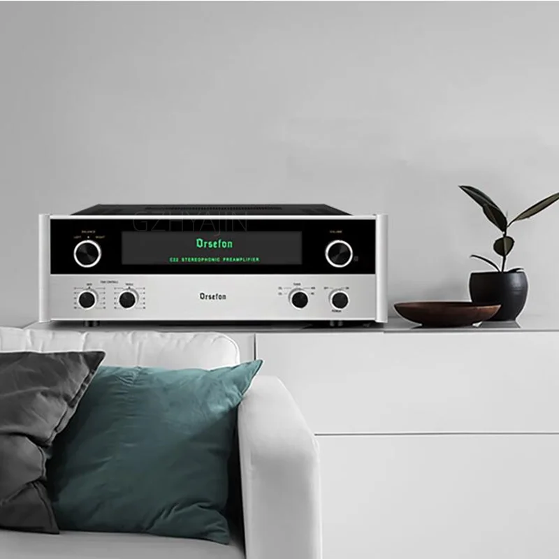 Latest Refer to Mcintosh  Line Classic C22 With Remote Control 12AX7/12AT7 Tube PRE Amplifier XLR/RCA/Phono MM MC 220V/110V