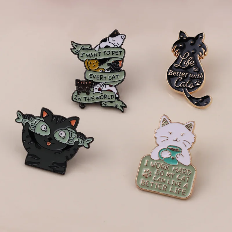 4 個猫で人生はより良くなるブローチカスタム猫魚コーヒーエナメルピンバックパックかわいい動物ラペルバッジ帽子ジュエリーギフト