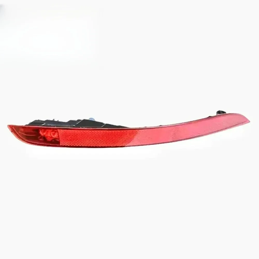 

Original Quality Left & Right Taillight Reflectors OE 9Y0945725A 9Y0945726A Auto Lighting System Replacement