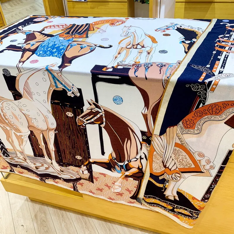 Bufanda con estampado de caballo de lujo para mujer, chales grandes, Poncho, bordes enrollados a mano, Pashmina estola, accesorios de invierno,