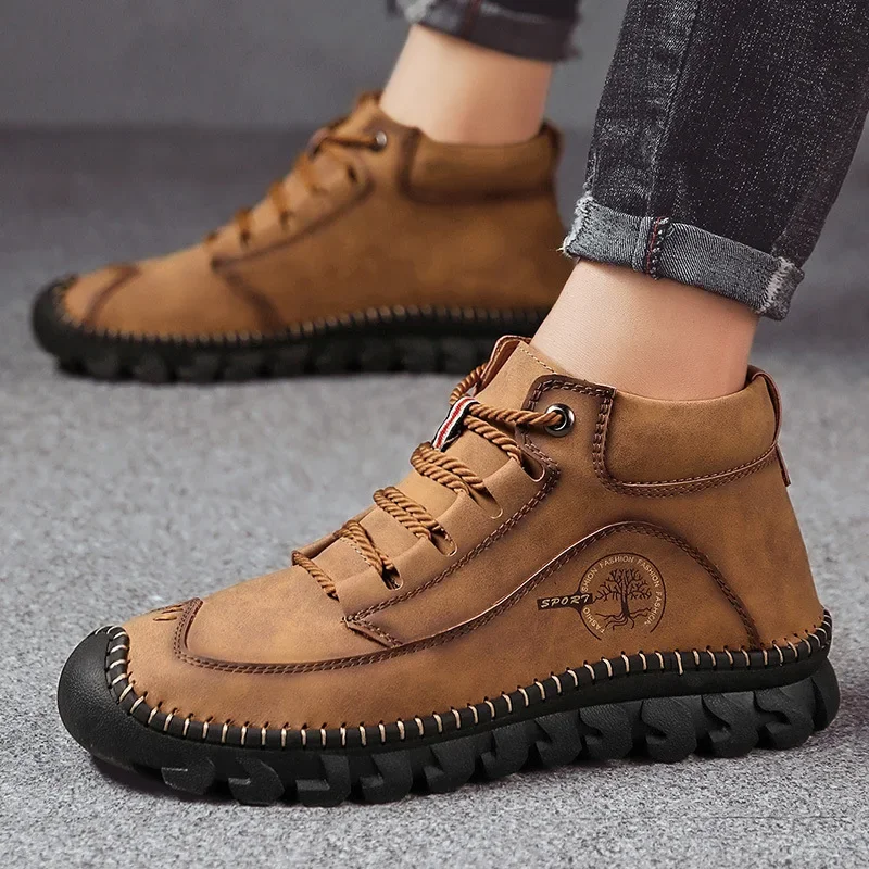 Men Boots Leather Hand Stitching Casual Men Loafers Motorcycle Ankle Boots Outdoor Trainers Soft Sole Breathable Male Flats Shoe