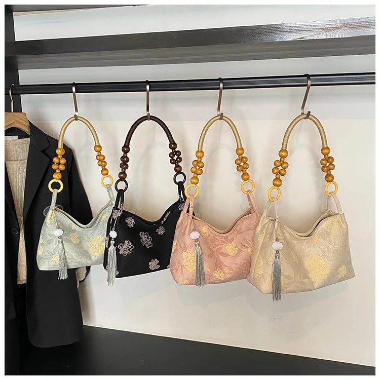 

New Chinese Style Floral Embroidered Tote Bag for Women, 2026 New Fashion, Underarm Shoulder Bag, Single Shoulder Commuter Large