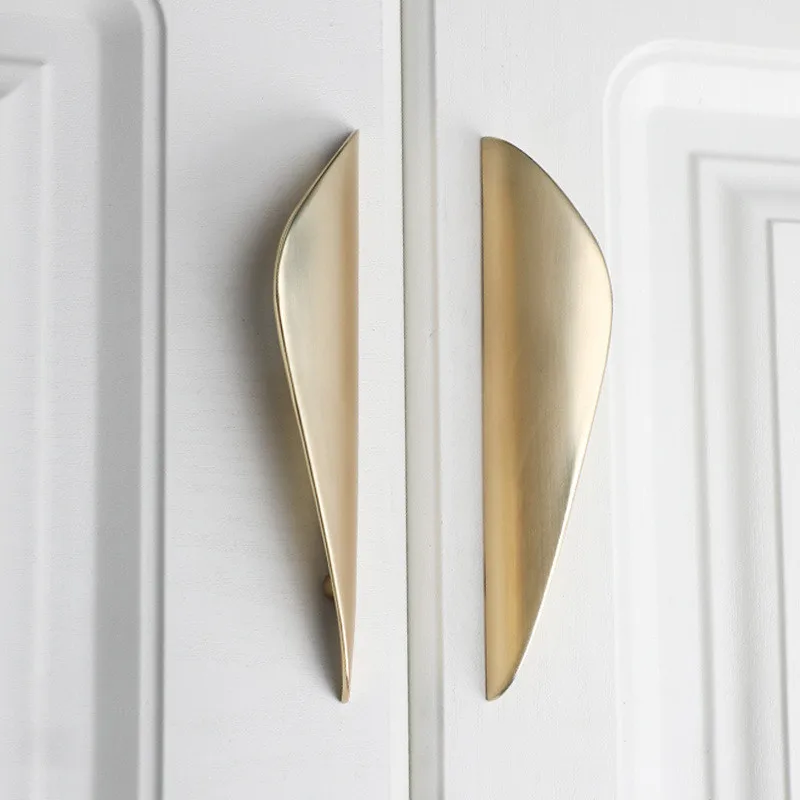 1PC Modern Brushed Copper Wardrobe Door Handle Zinc Alloy Kitchen Cabinet Knobs Wardrobe Drawer Pulls Furniture Hardware