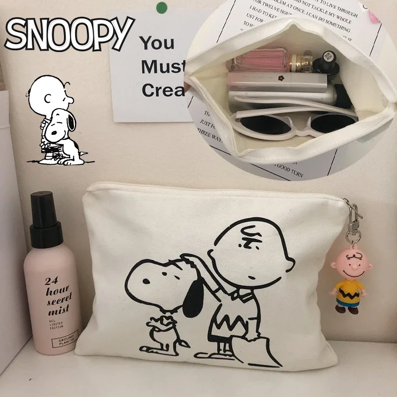 Snoopy Travel Cosmetic Bag Portable Cute Makeup Storage Bag Purses Women Large Capacity Zipper Make Up Organizer Storage Clutch