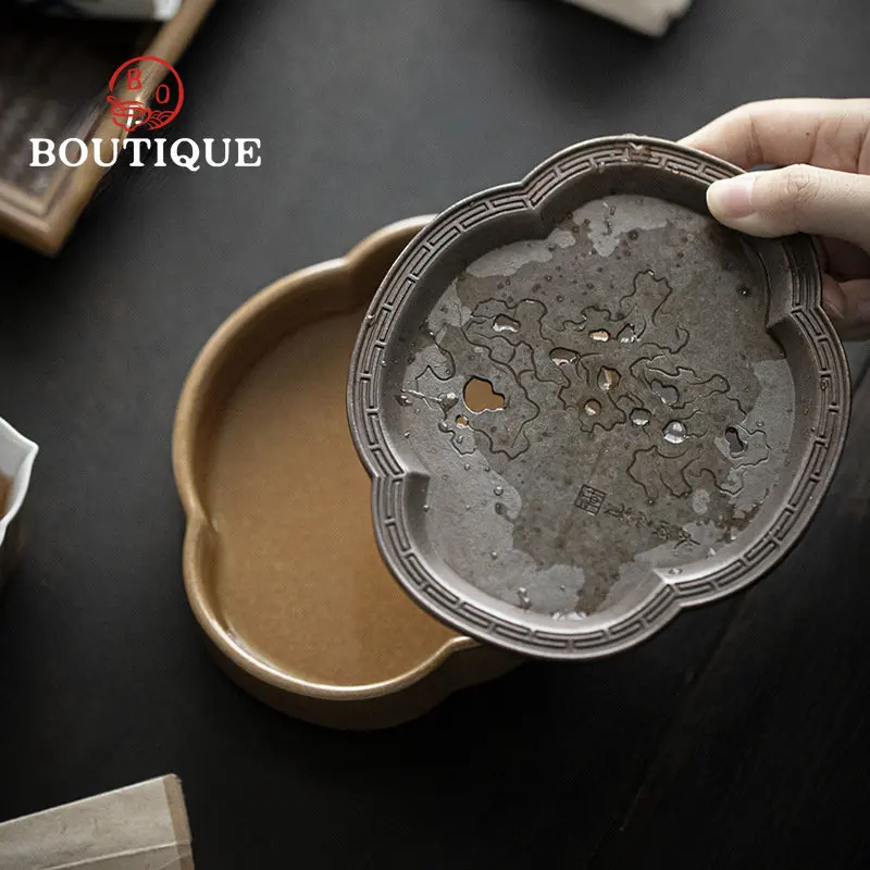 

Ancient Kiln-change Brass Pot Bearing Support Old Taihu Stone Dry-brewing Table Water Storage Holder Literati Tea Room Tea Tray