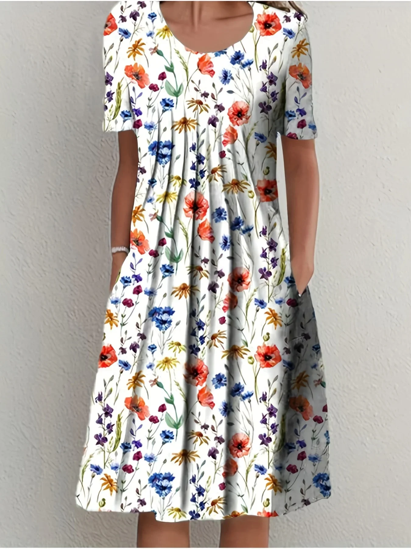 2024 New Spring And Summer Women\'s Elegant Large Skirt Round Neck Printed Short-sleeved Dress