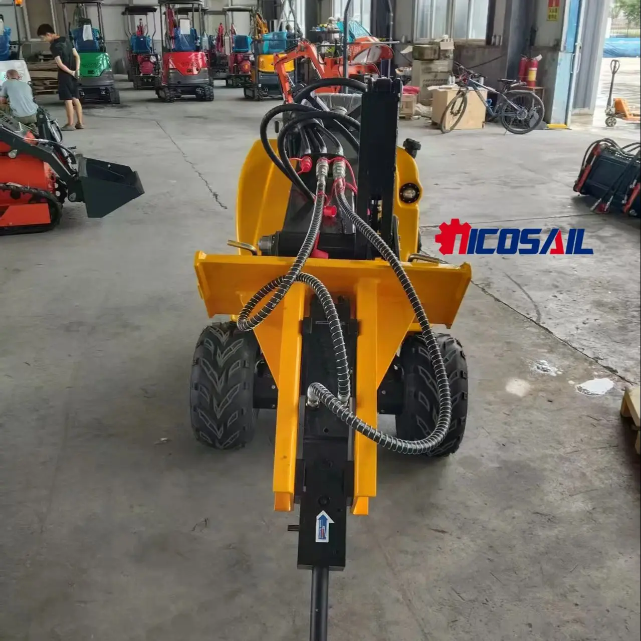 

Customized product of three wheel loader for small-scale operations, flexible for use in gardens and parks
