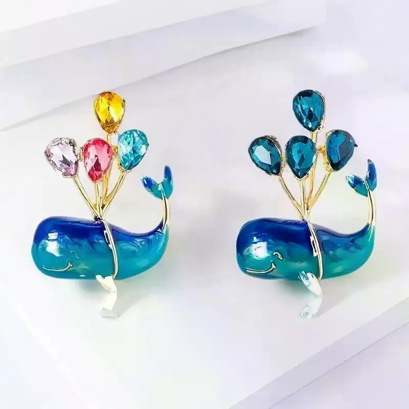 1 PCS Capricious Whale Corsage Rhinestones Balloon Design Lightweight Brooch Unisex Fashion Pin