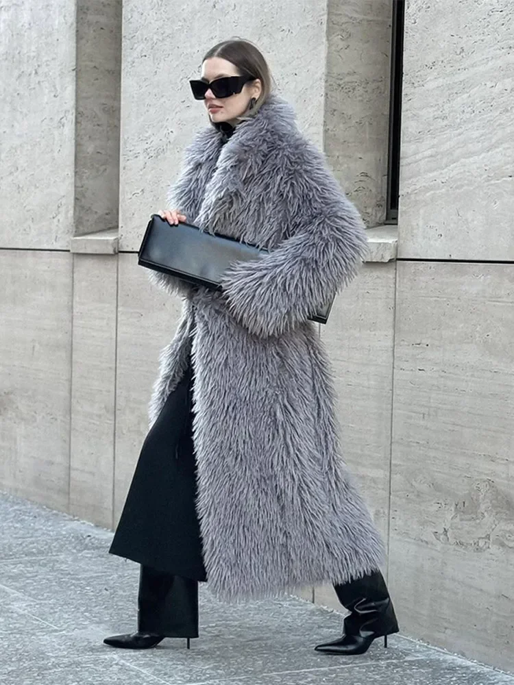 Fashion Grey Plush Faux Fur Long Overcoat Elegant Thicken Grey Long Warm Coat 2024 Winter Female Commuting Street Outerwear