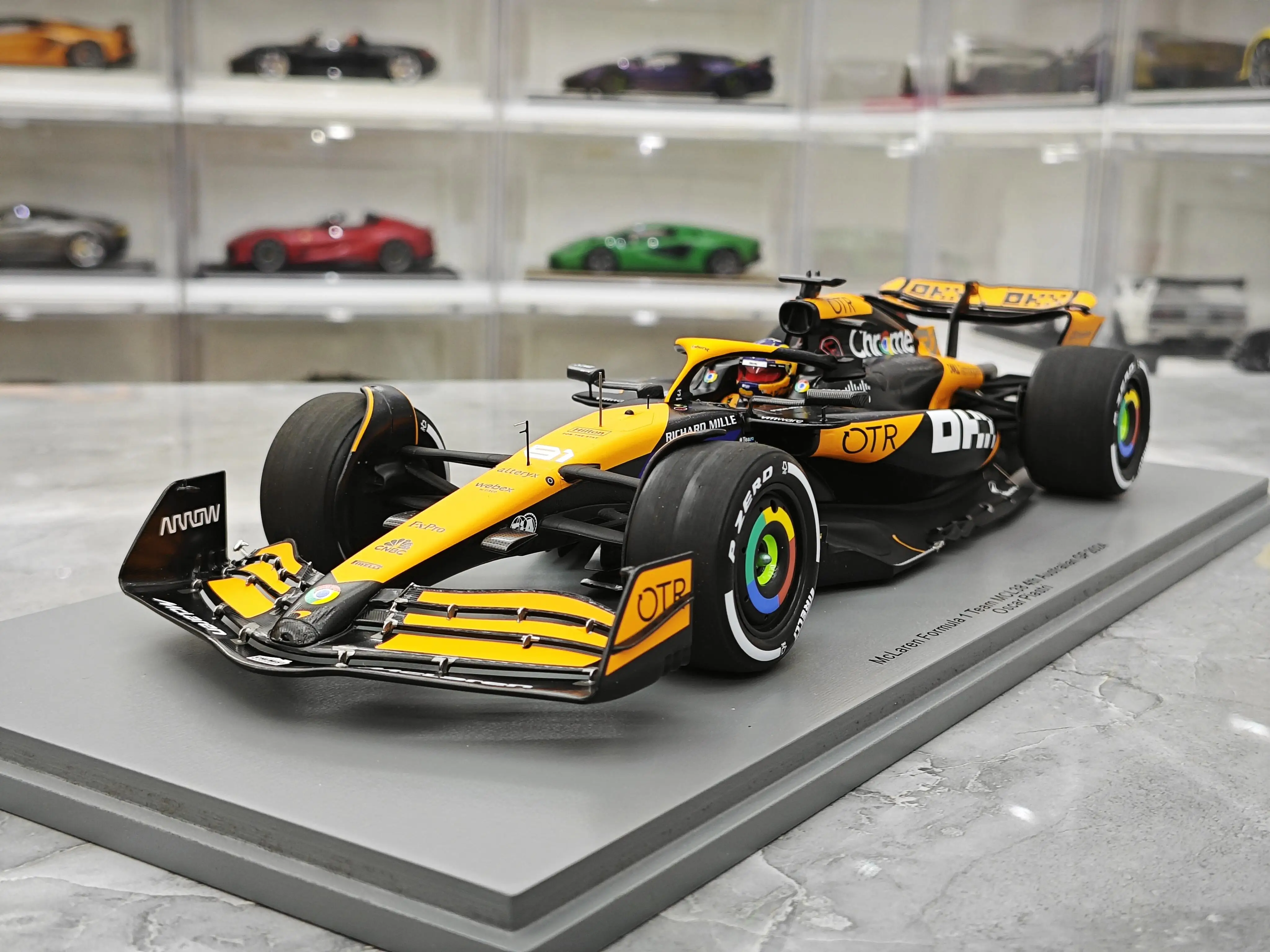

Spark 1:18 F1 MCL38 Piastri#81 2024 Australia Simulation Limited Edition Resin Metal Static Car Model Toy Gift