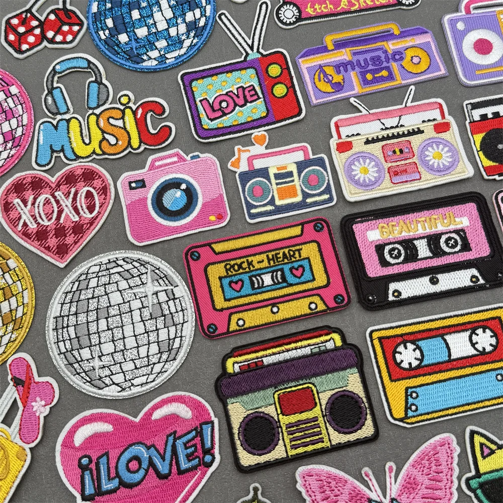 Musik Band Stickerei Patch Eisen Auf Für Kleidung DIY Schmelzbare Patches Disco Ball Herz Plaid Muster Patch Aufkleber Abzeichen