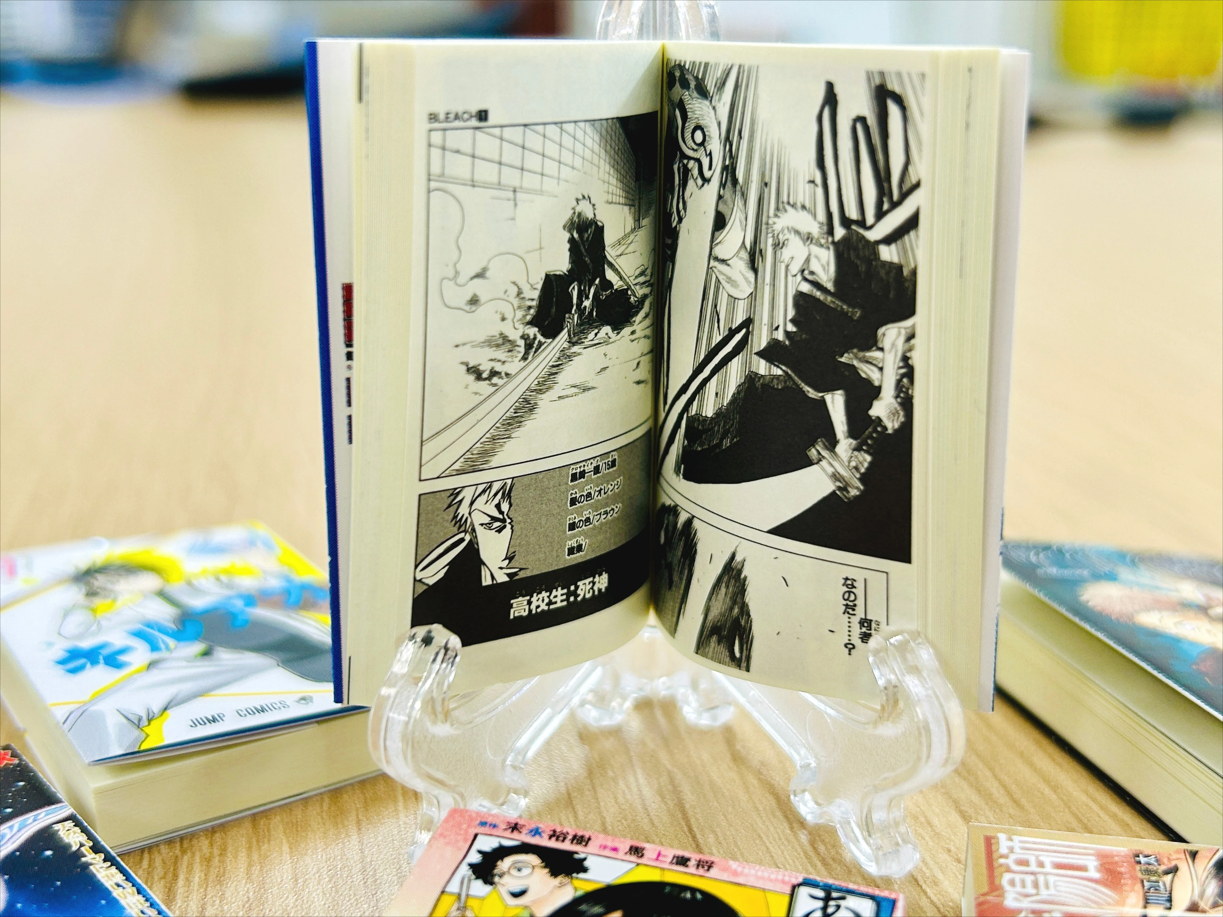 Original capsule toys cute Mamegasha Book "Weekly Shonen Jump Jump Comics Collection" 03 anime manga miniature readable figures view 3