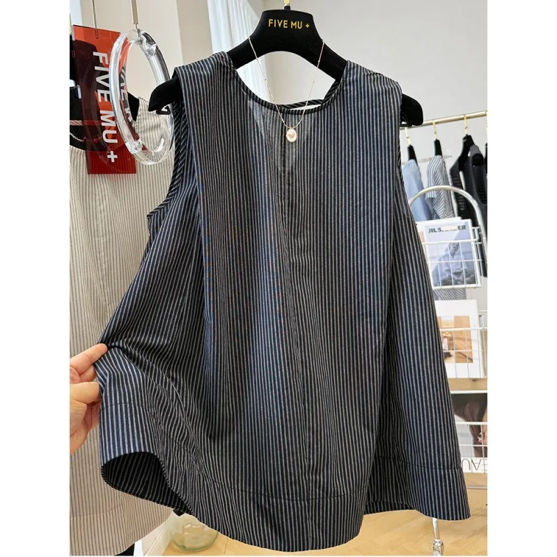 Women Korean Vertical Stripe Round Neck Loose A Line Sleeveless Vest Top