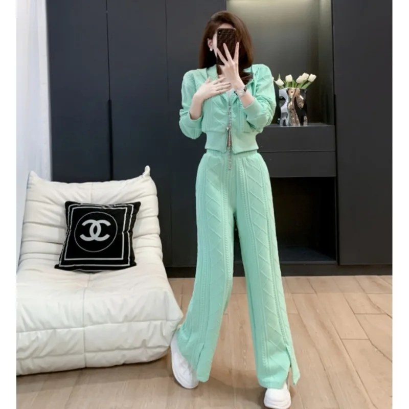 

Спортивный костюм для женщин, осенняя мода 2025 года, толстовка с широкими штанинами, комплект из двух предметов, женские комплекты из 2 предметов, женская одежда