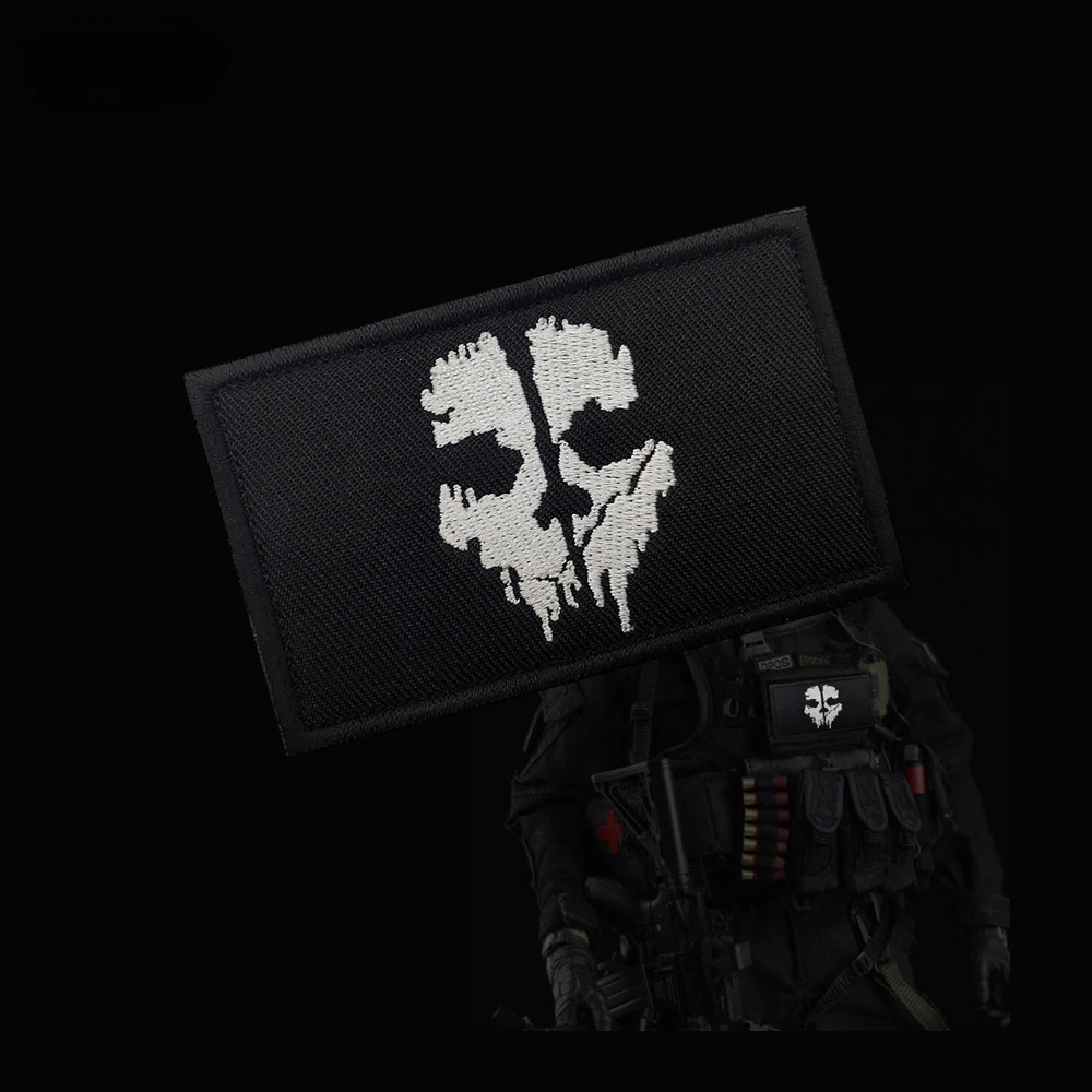 3D PVC Call of Duty Ghost Hook and Loop Patch Mask Morale Badge Luminous Patches Tactical Backpack Stickers Emblem Accessories