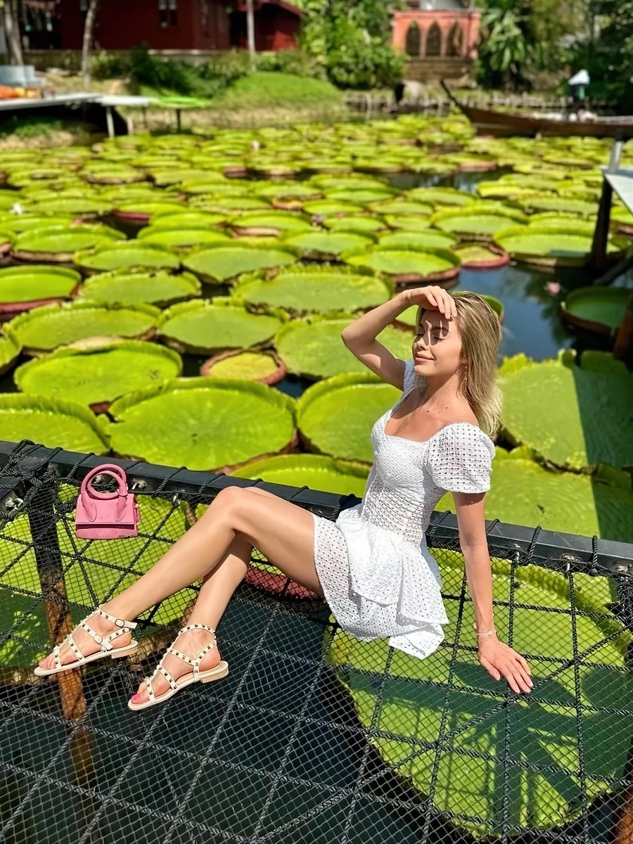 Vestido feminino branco com decote em v manga bolha, saia curta de dupla camada, cintura emagrecedora, menina picante, verão, bolo, Y2K