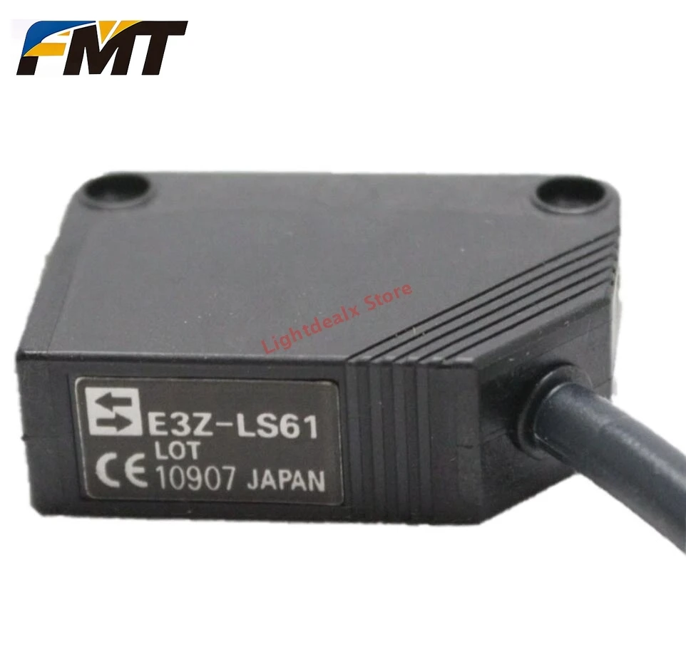 

1PCS E3Z-D61 E3Z-D62 E3Z-D82 E3Z-LS61 In Box New Photoelectric Switch