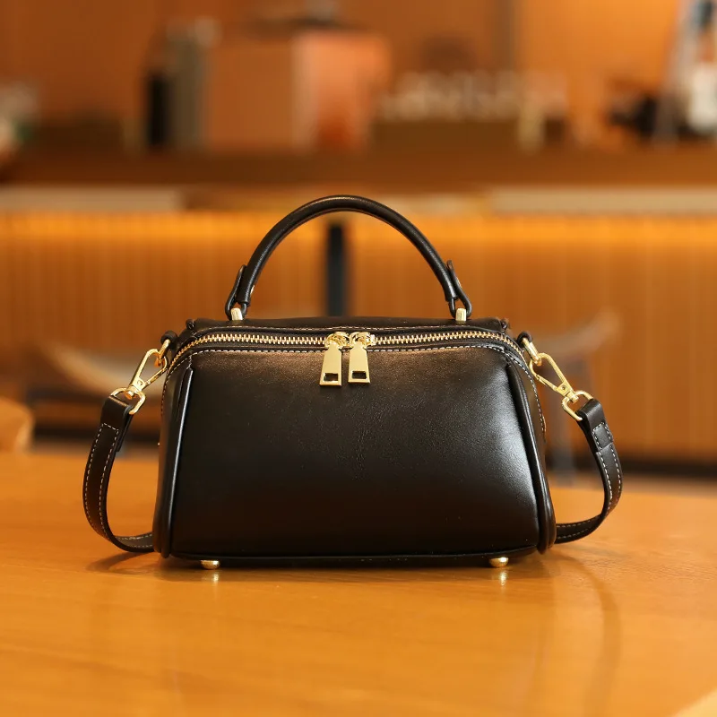 

Новая сумка-мессенджер, женская сумка, осенне-зимняя винтажная модная квадратная женская сумка с заклепками, женская сумка Totel, женская сумка C202